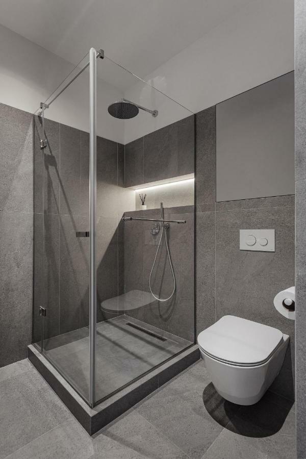Beyonddare Apartments Odessa Esterno foto